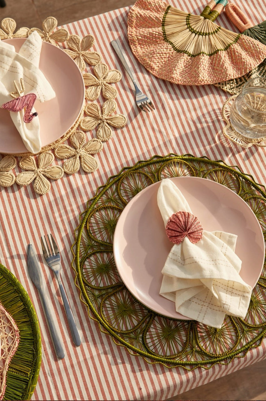 Pink Toquilla Wavy Fan