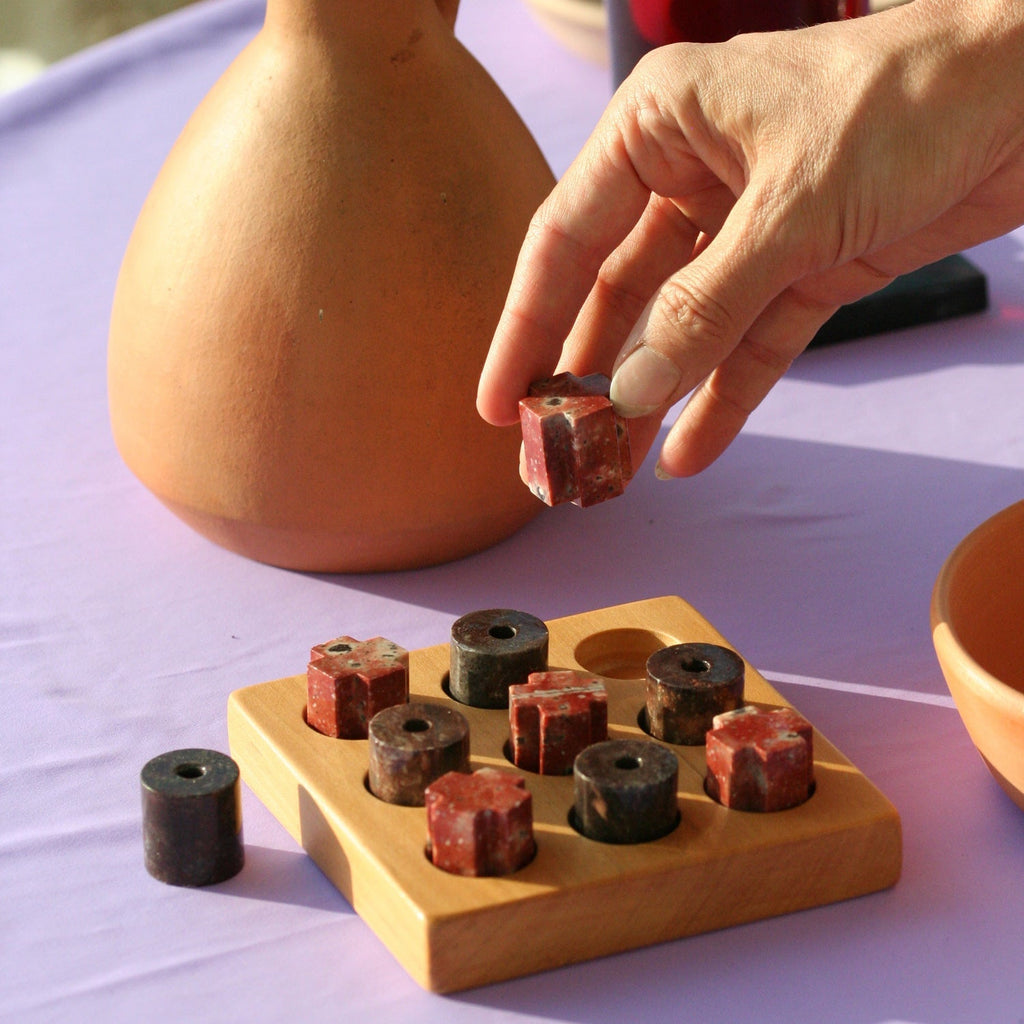 TicTacToe Gemstone Game