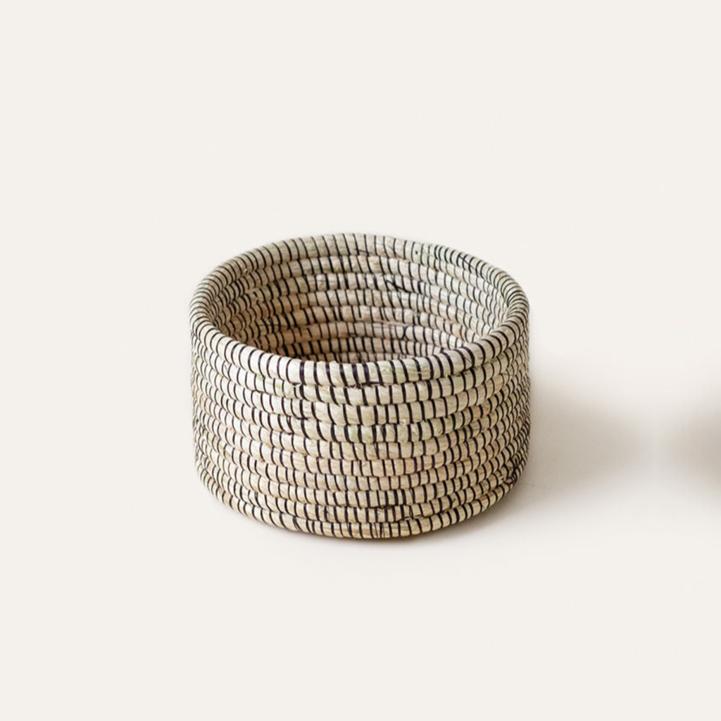 Small Raffia Basket