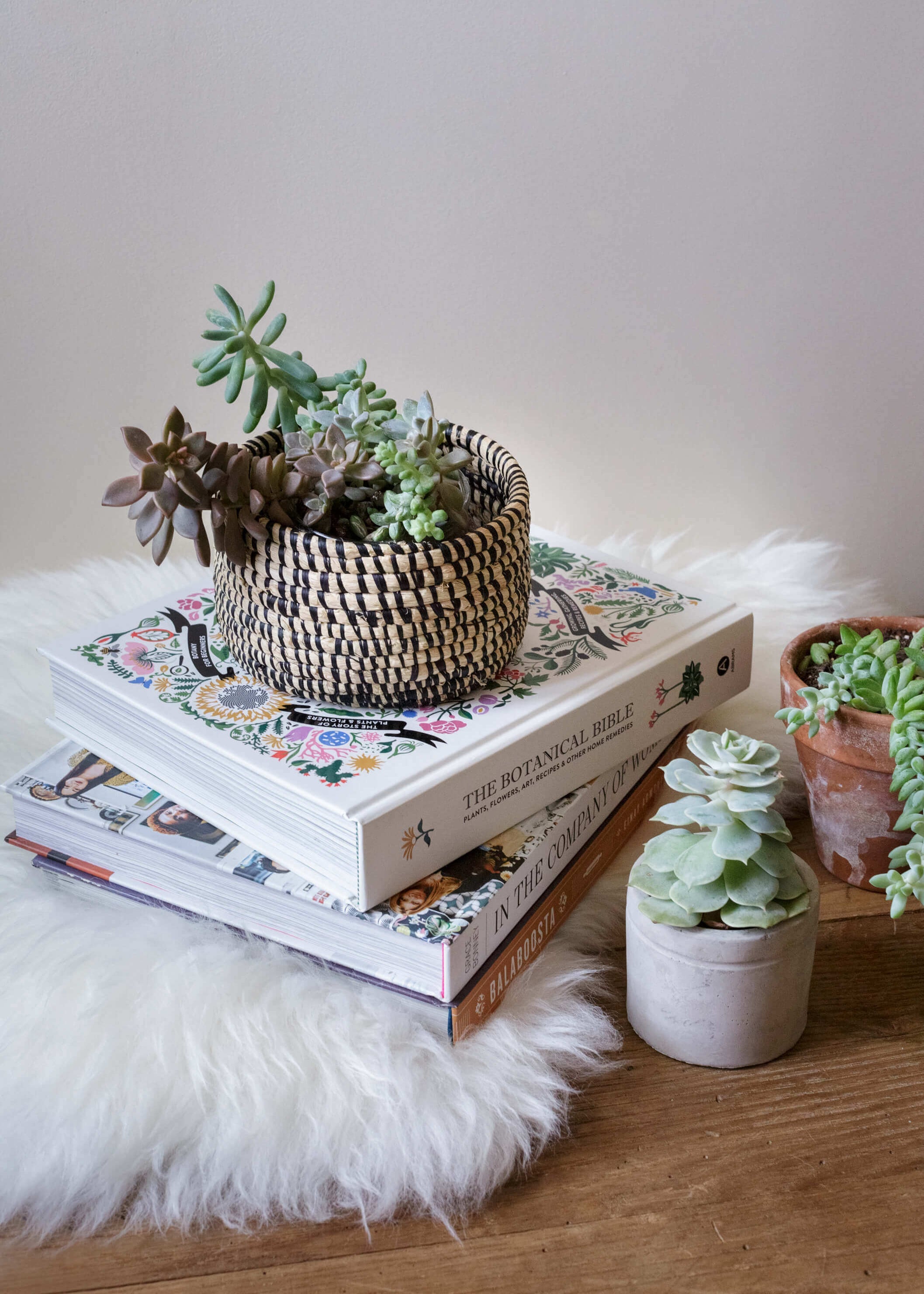 Small Raffia Basket