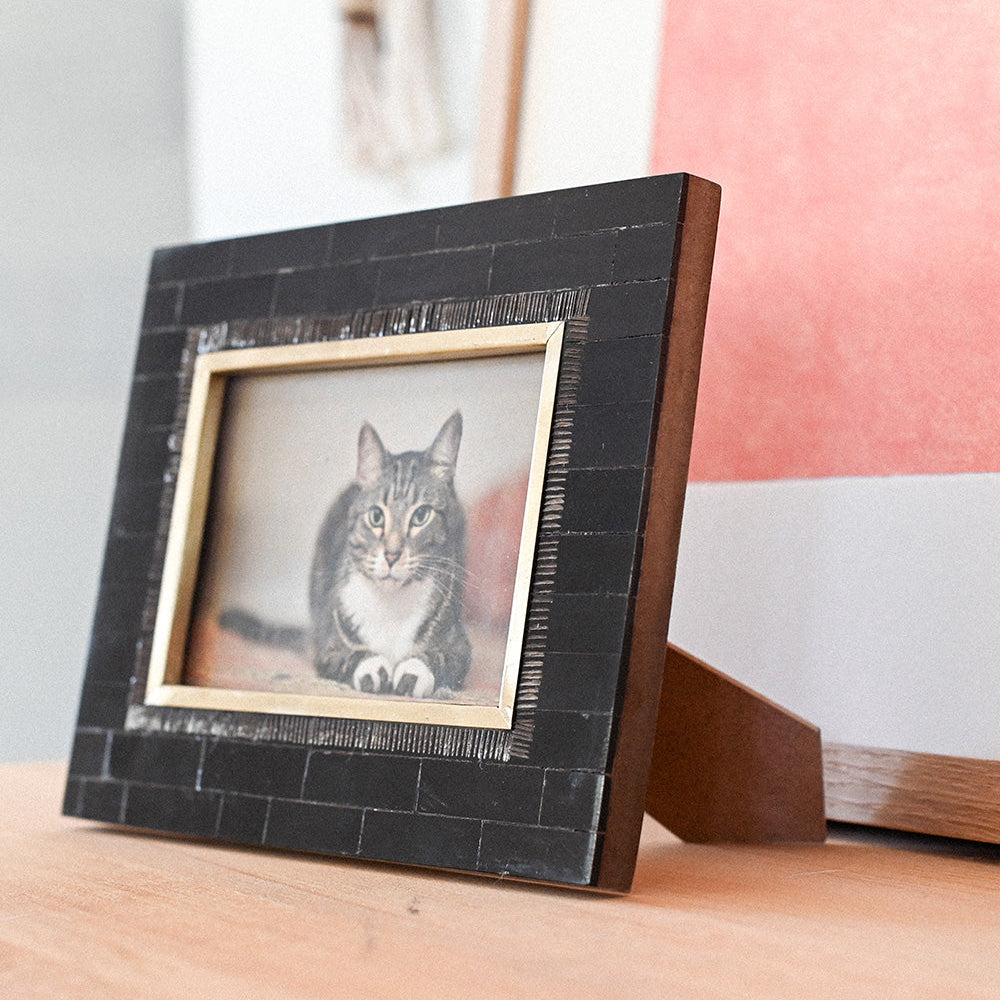 Andhera 4x6 Picture Frame